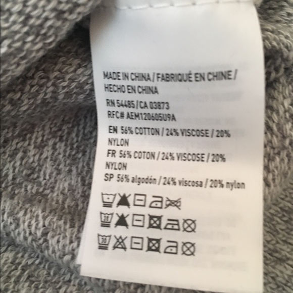 AEO Sweater - Picture 3 of 3